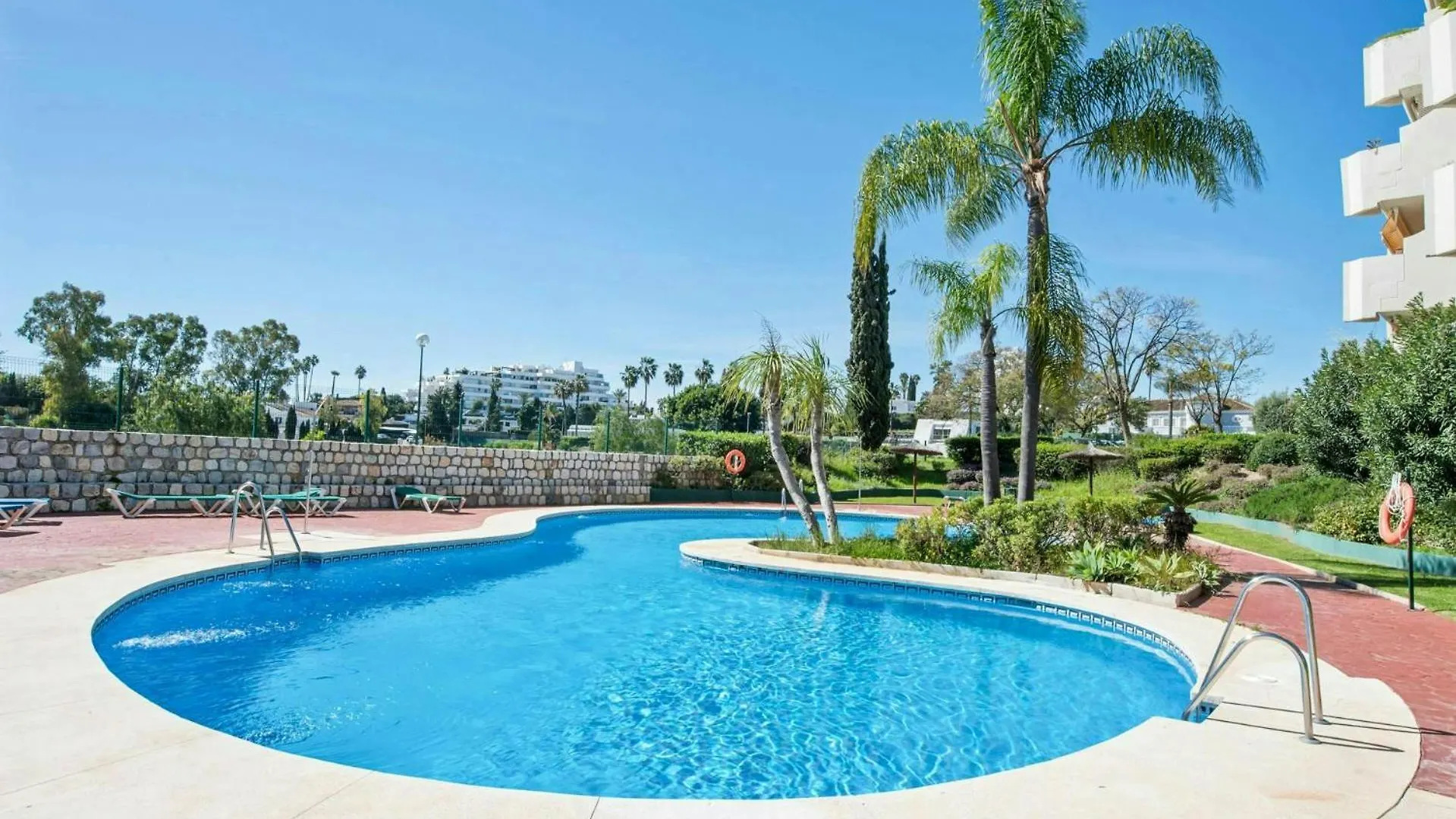 Apartamento En Guadalmina Con Vistas Al Golf Marbella Apartment