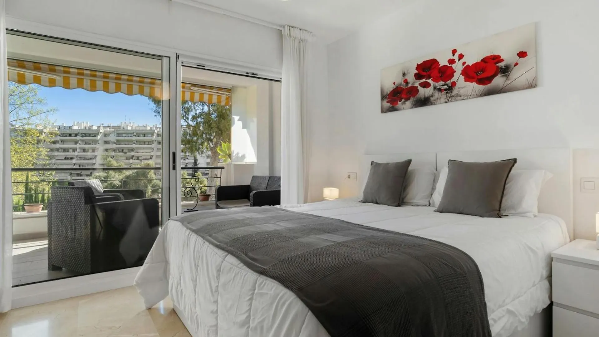 Apartamento En Guadalmina Con Vistas Al Golf Marbella 0*,